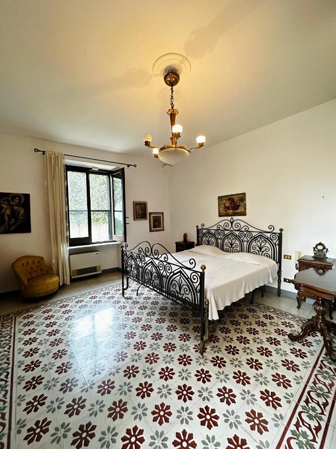 Elegante Appartamento Nel Cuore Del Barocco Lecce Extérieur photo