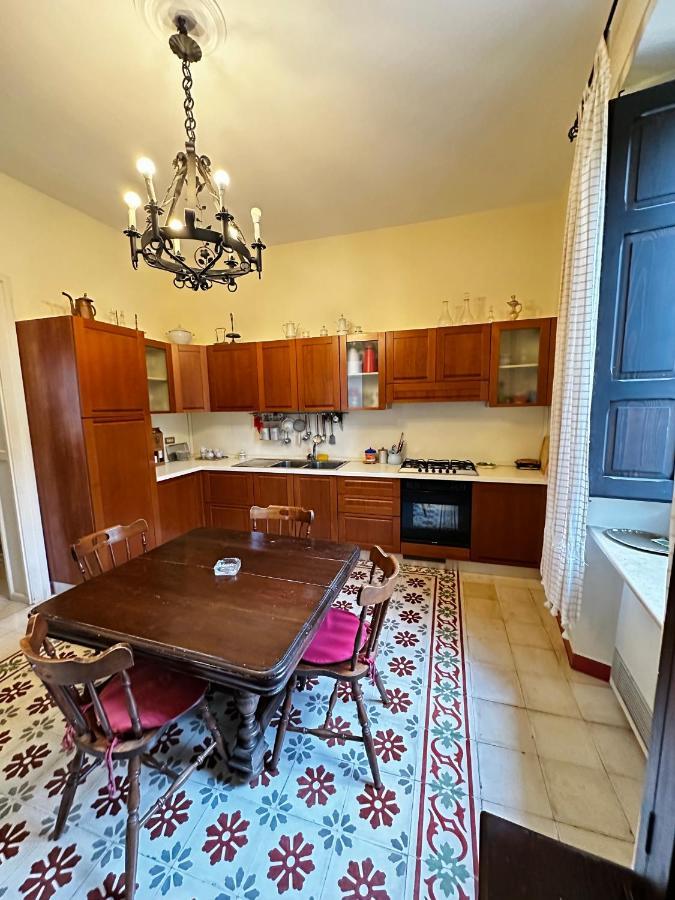 Elegante Appartamento Nel Cuore Del Barocco Lecce Extérieur photo