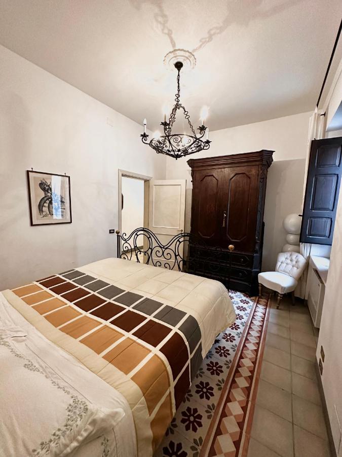 Elegante Appartamento Nel Cuore Del Barocco Lecce Extérieur photo